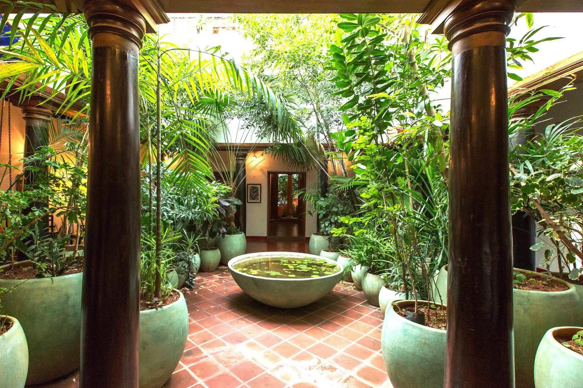 Maison Perumal Pondicherry - A Cgh Earth Experience Экстерьер фото